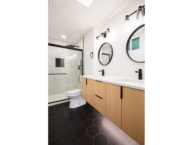 12350 Sw 64TH Ave, Portland, OR 97219