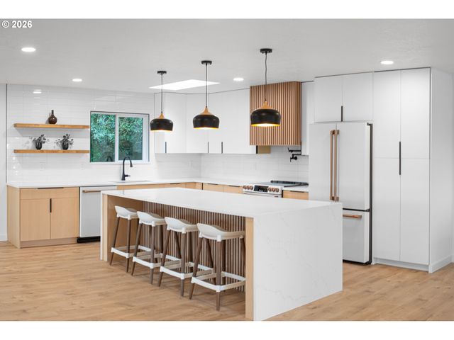 12350 Sw 64TH Ave, Portland, OR 97219