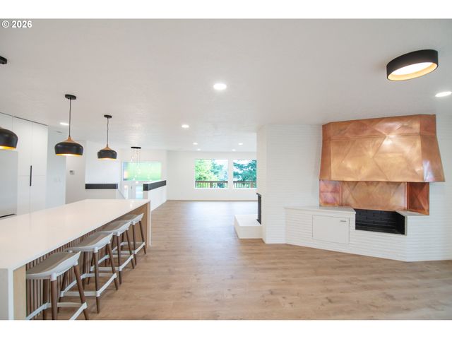 12350 Sw 64TH Ave, Portland, OR 97219
