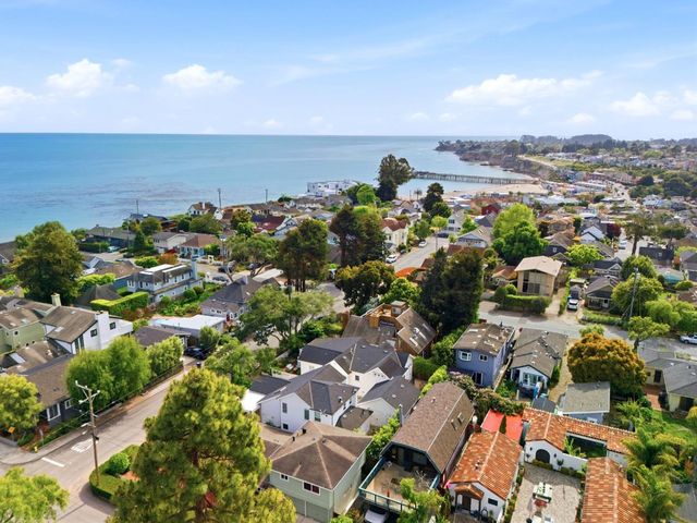 306 El Salto Drive, Capitola, CA 95010