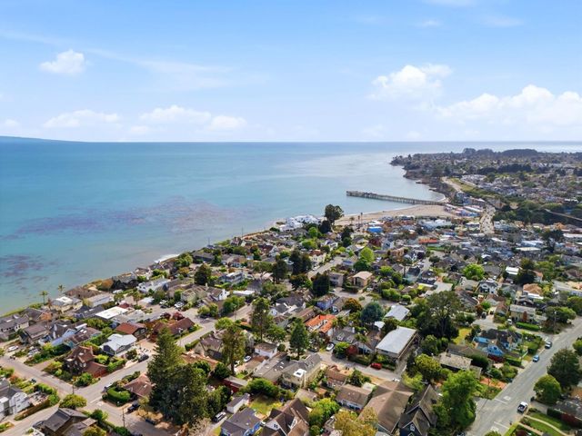 306 El Salto Drive, Capitola, CA 95010
