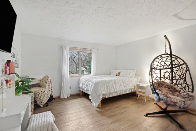 8127 Robinbrook Street, Richland Vllg, MI 49083