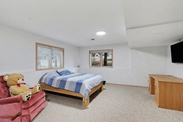 8127 Robinbrook Street, Richland Vllg, MI 49083