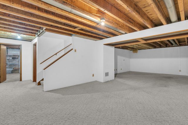 9024 Oak Street, Wheatfield, IN 46392