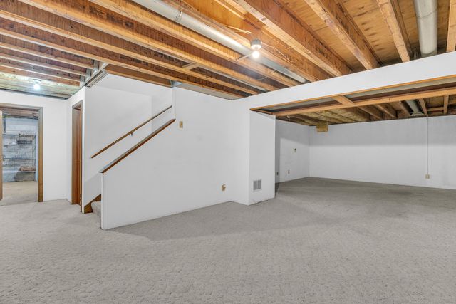 9024 Oak Street, Wheatfield, IN 46392