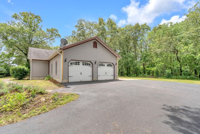 9024 Oak Street, Wheatfield, IN 46392