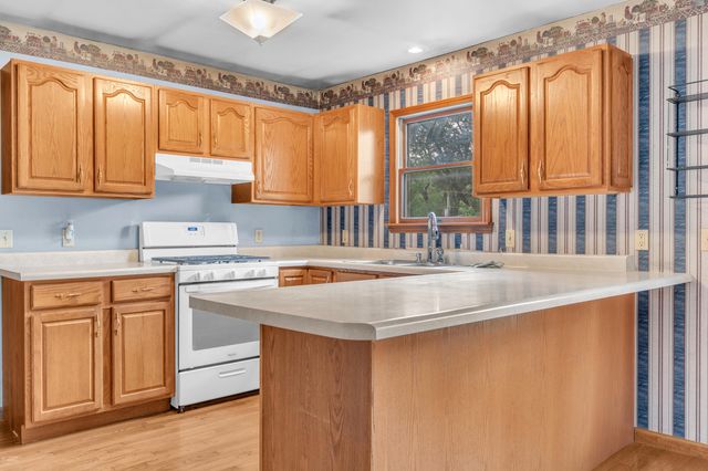 9024 Oak Street, Wheatfield, IN 46392