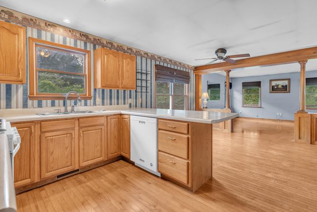 9024 Oak Street, Wheatfield, IN 46392
