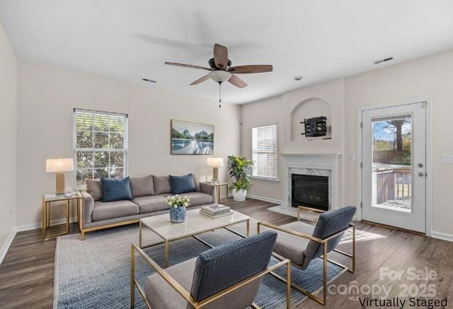 2426 Tory Oak Place, Matthews, NC 28105