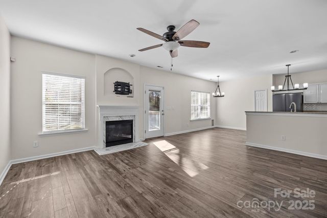 2426 Tory Oak Place, Matthews, NC 28105