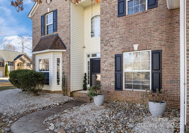 2426 Tory Oak Place, Matthews, NC 28105