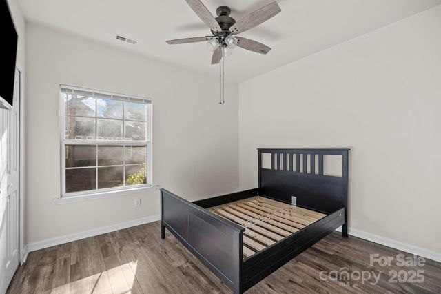 2426 Tory Oak Place, Matthews, NC 28105