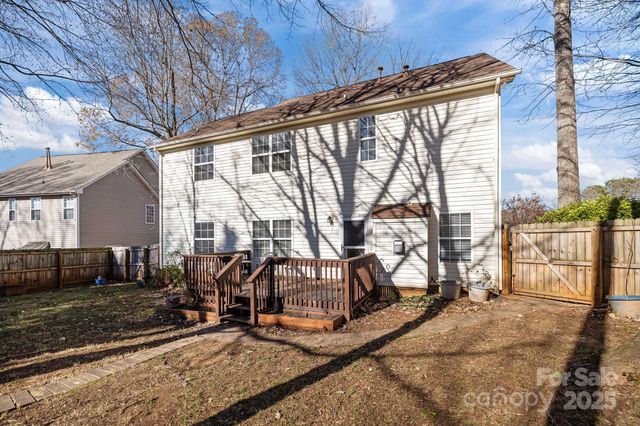 2426 Tory Oak Place, Matthews, NC 28105