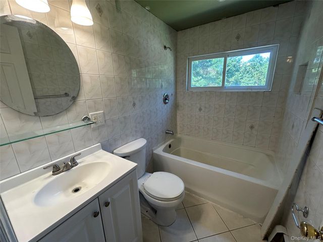 30 Balsam Drive, Medford, NY 11763