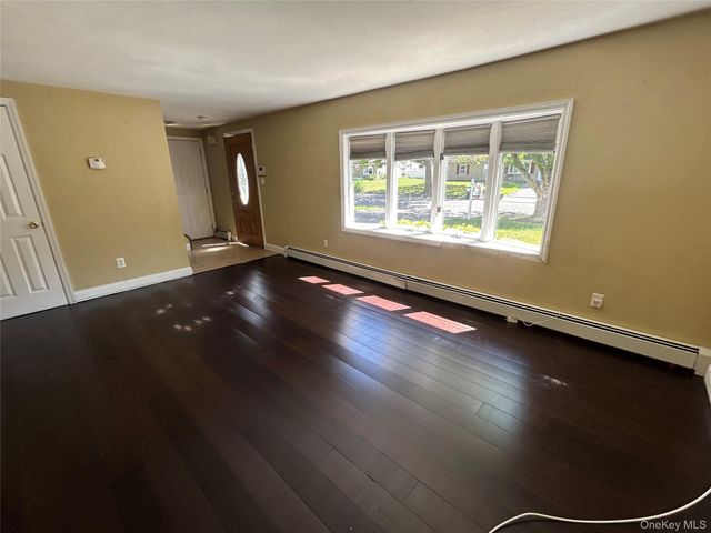 30 Balsam Drive, Medford, NY 11763