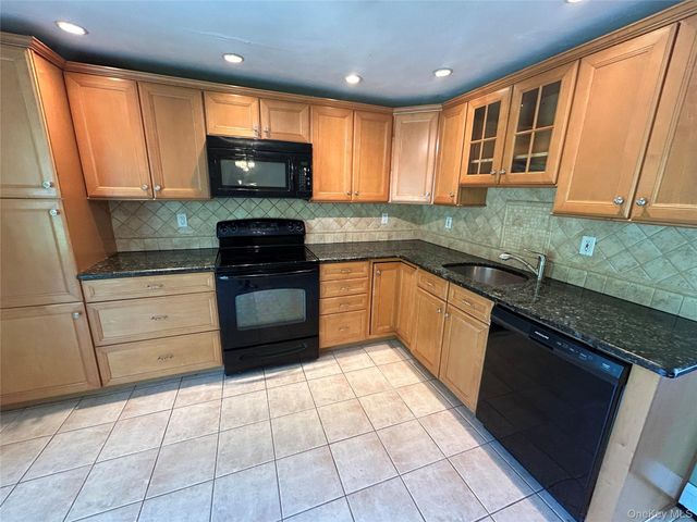 30 Balsam Drive, Medford, NY 11763