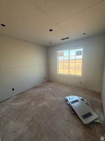 954 E MALIBU DR, Washington, UT 84780