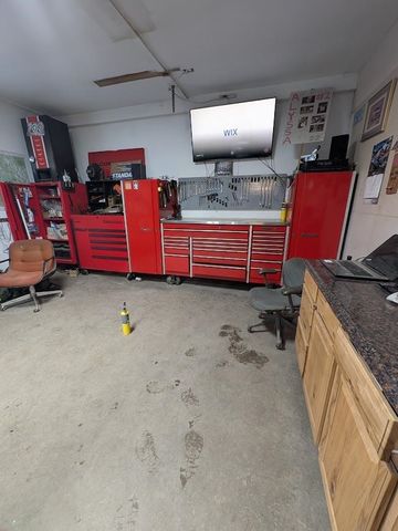 60 Chichester Road, Loudon, NH 03813