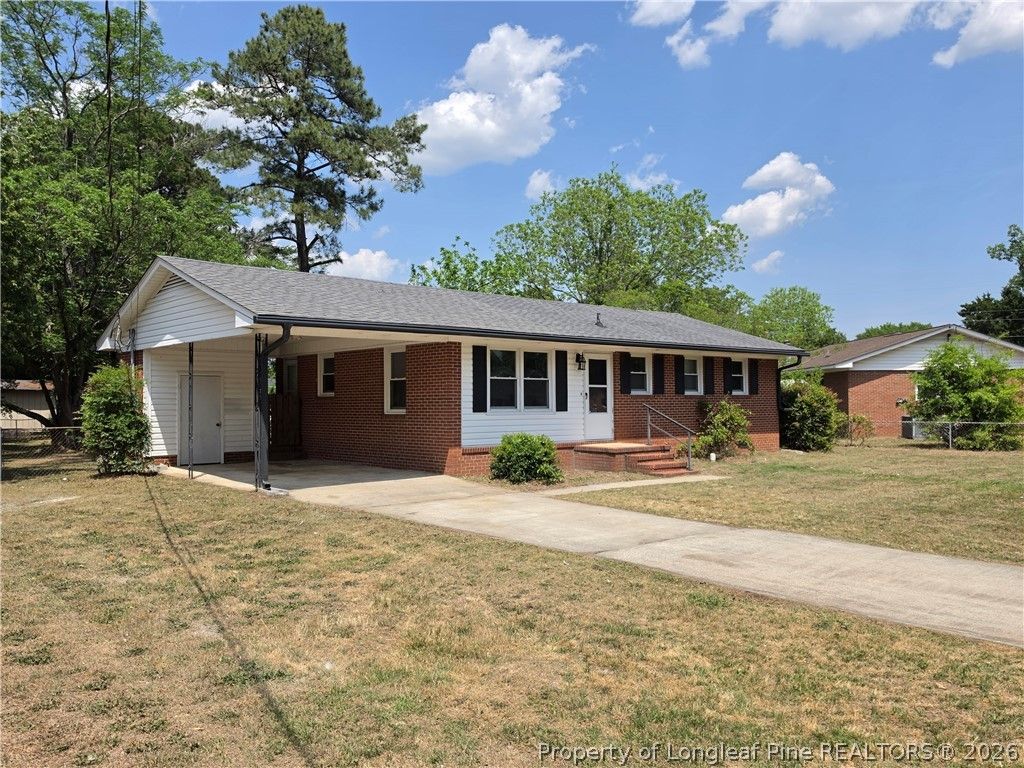 220 Cecil Avenue, Spring Lake, NC 28390 — photo 2