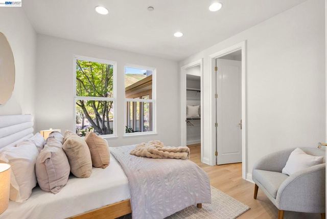 47849 Avalon Heights Ter, Fremont, CA 94539