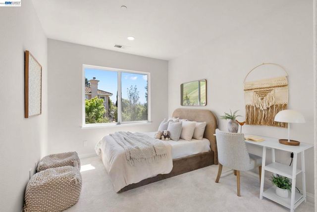 47849 Avalon Heights Ter, Fremont, CA 94539