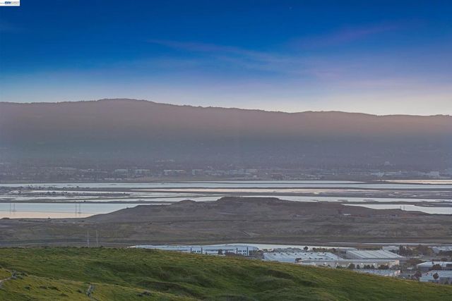 47849 Avalon Heights Ter, Fremont, CA 94539