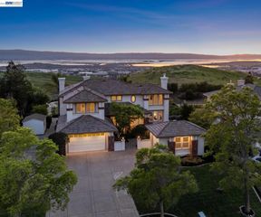 47849 Avalon Heights Ter, Fremont, CA 94539