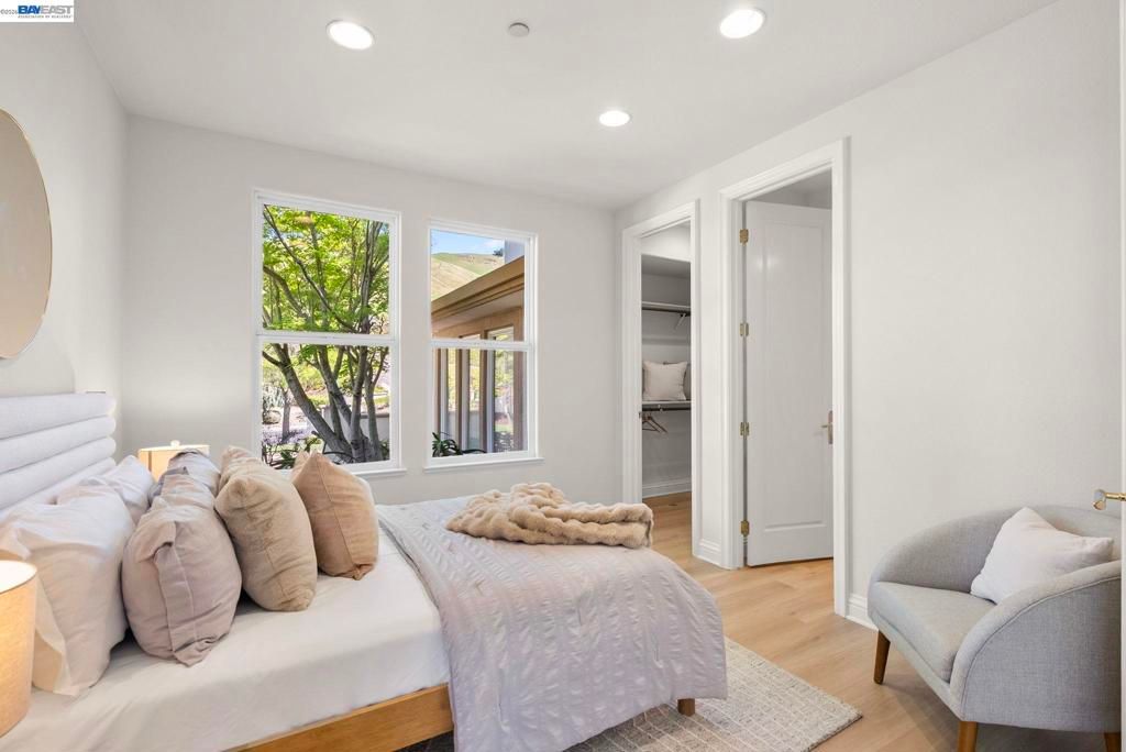 Image 21 of property listing at 47849 Avalon Heights Ter, Fremont, CA 94539