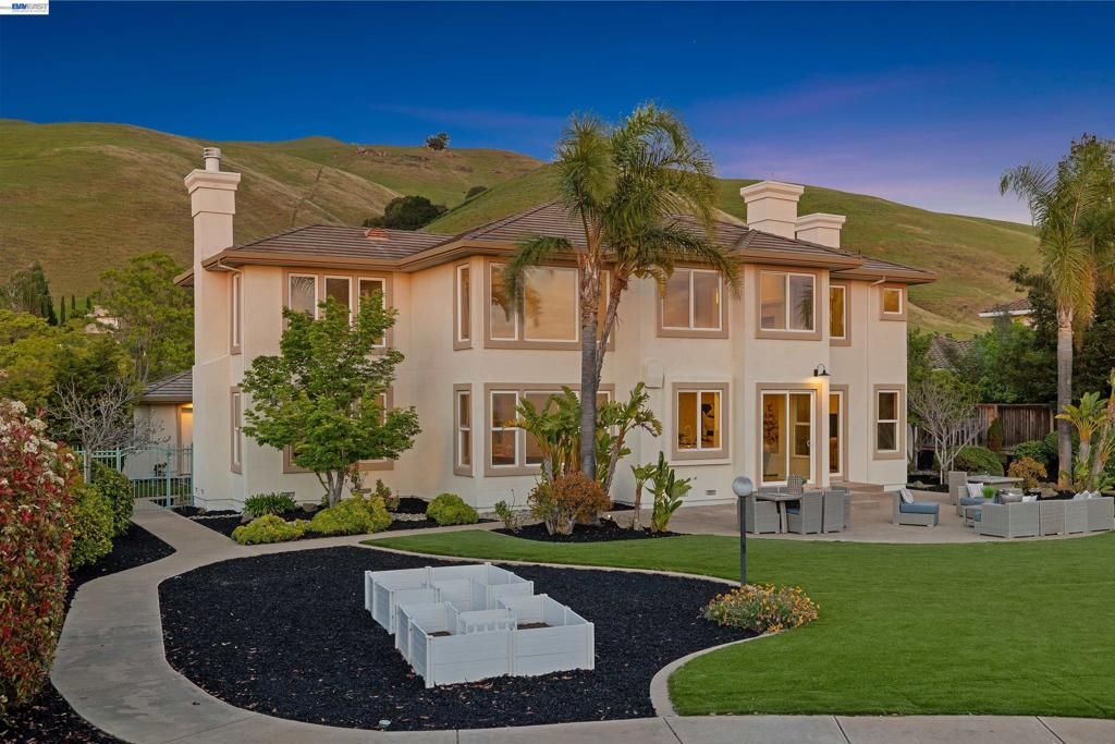 Image 55 of property listing at 47849 Avalon Heights Ter, Fremont, CA 94539