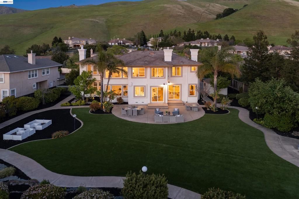 Image 56 of property listing at 47849 Avalon Heights Ter, Fremont, CA 94539