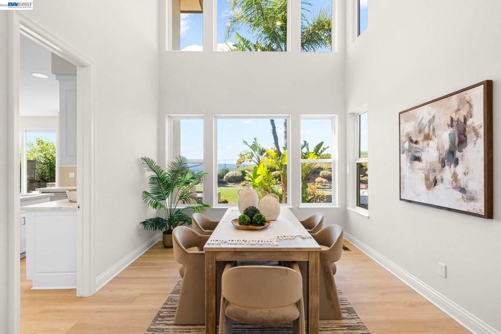 Image 6 of property listing at 47849 Avalon Heights Ter, Fremont, CA 94539