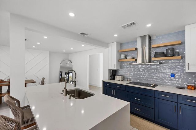 4760 MEREDITH LANE, Sarasota, FL 34241