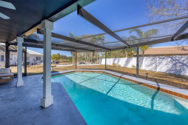 4760 MEREDITH LANE, Sarasota, FL 34241