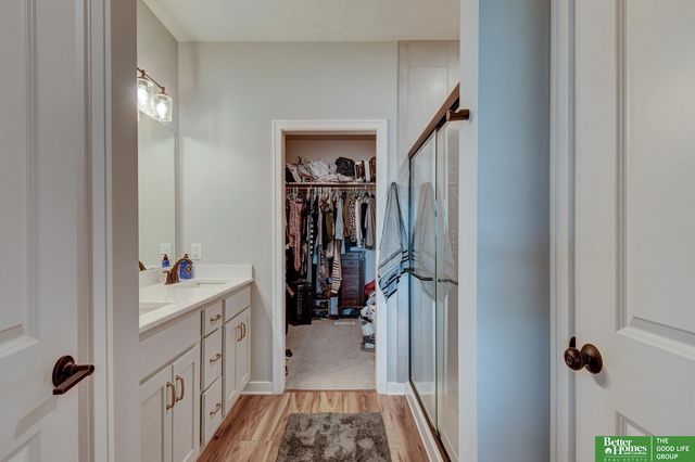 11961 S 113 Avenue, Papillion, NE 68046