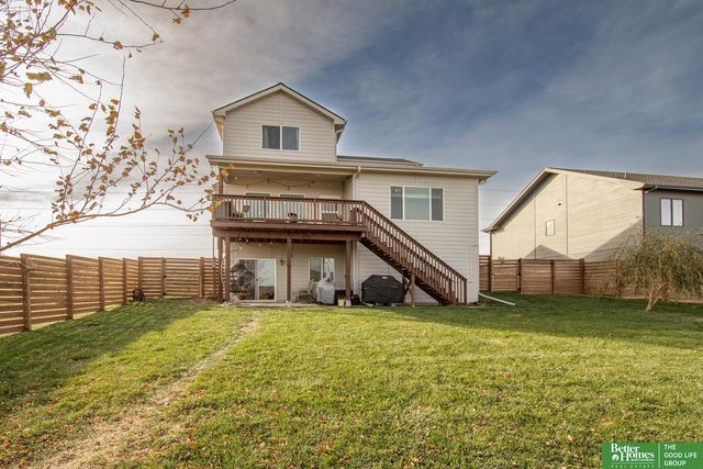 11961 S 113 Avenue, Papillion, NE 68046