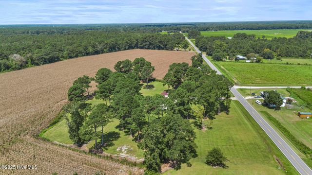 1560 Fountaintown Road, Beulaville, NC 28518