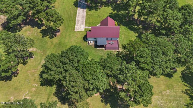 1560 Fountaintown Road, Beulaville, NC 28518
