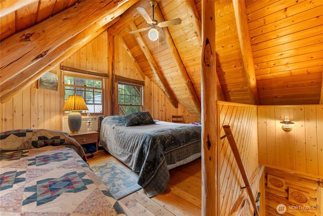 26 Mercer Road, Mazama, WA 98833