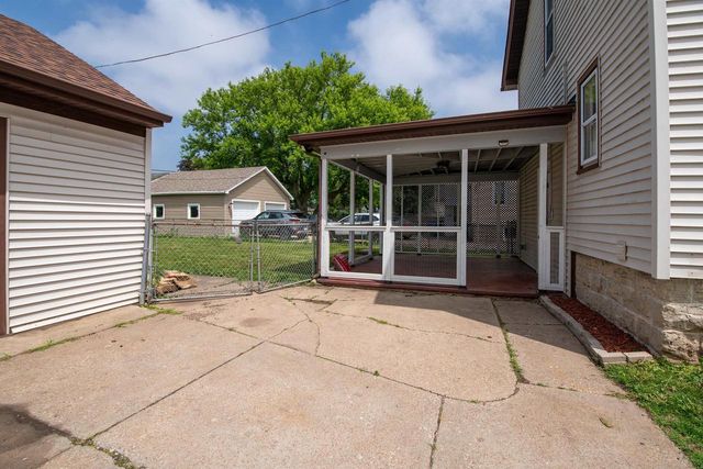 318 HUDSON AVENUE, Oshkosh, WI 54900