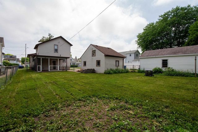318 HUDSON AVENUE, Oshkosh, WI 54900