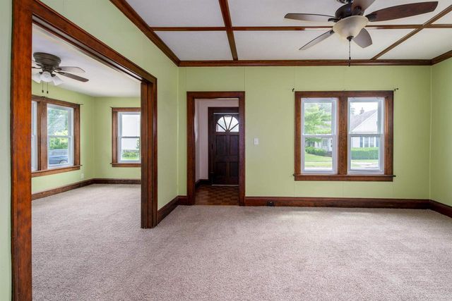 318 HUDSON AVENUE, Oshkosh, WI 54900