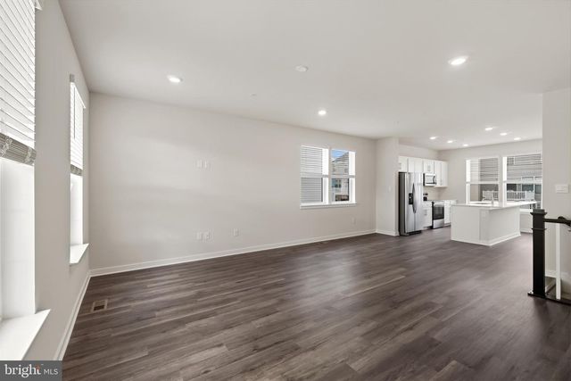 212 SOFT RUSH LN, La Plata, MD 20646