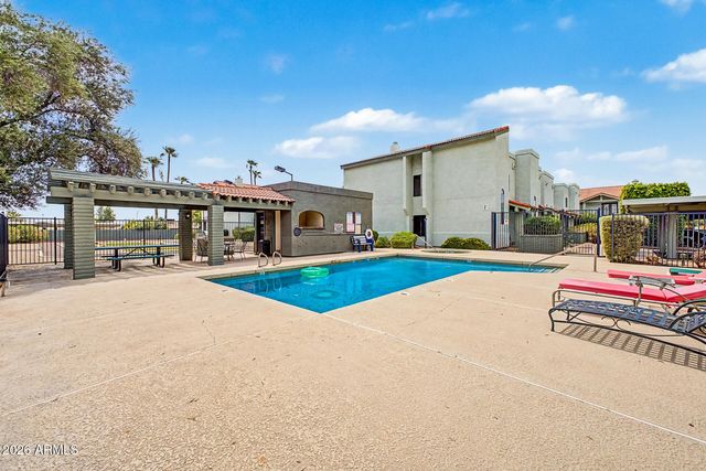 2315 W UNION HILLS Drive 120, Phoenix, AZ 85027