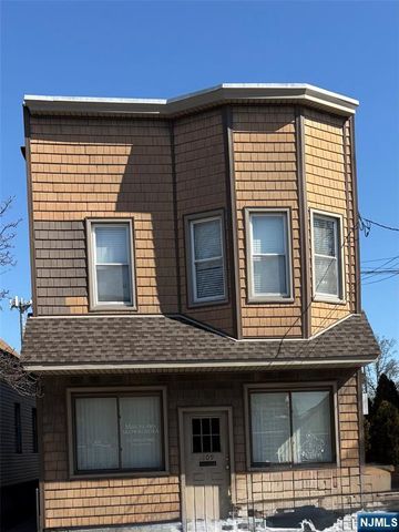 109 Wallington Avenue, Wallington, NJ 07057