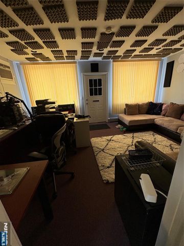 109 Wallington Avenue, Wallington, NJ 07057