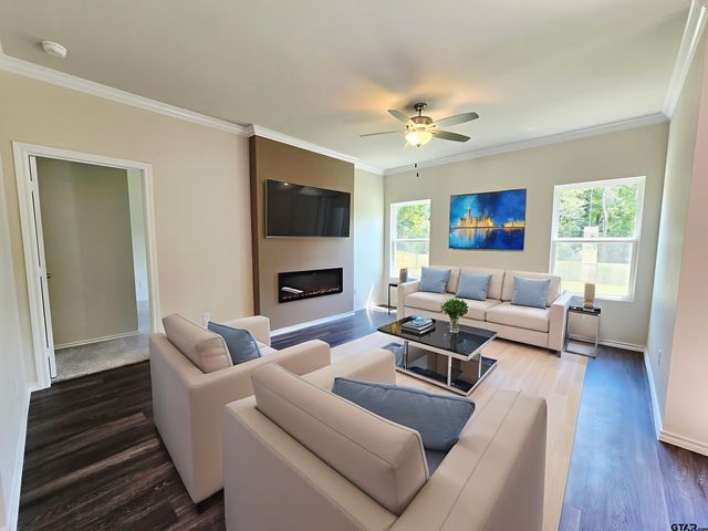 1110 Park Meadows Dr., Whitehouse, TX 75791