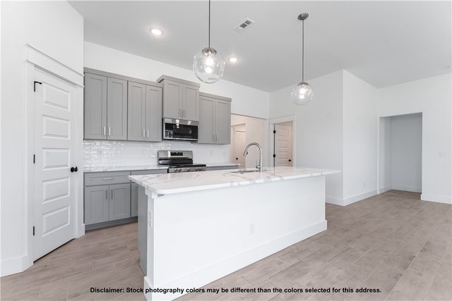 250 Ryker Ridge, Centerton, AR 72719