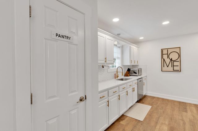 4267 Mount Zion Rd, Springfield, TN 37172