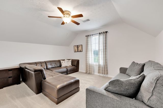 4267 Mount Zion Rd, Springfield, TN 37172