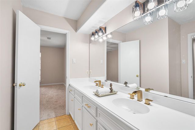 15027 Walters Road, Houston, TX 77068
